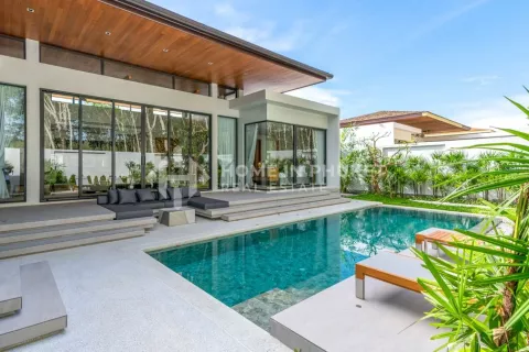 House in Phuket, Thailand 3 bedrooms № 131077 - photo 3