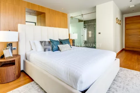 House in Phuket, Thailand 3 bedrooms № 131077 - photo 11