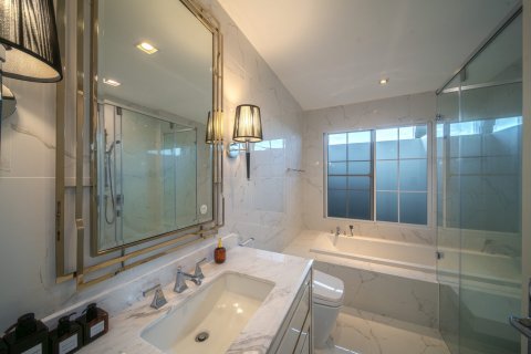 House in Bang Khen, Bangkok, Thailand 4 bedrooms № 123927 - photo 8