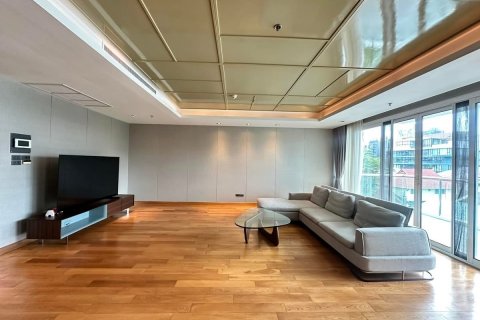Condo in Khlong Toei, Bangkok, Thailand, 5 bedrooms  № 123923 - photo 5