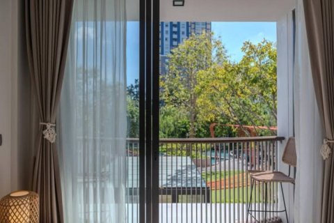 Condo in Bangkok, Thailand, 2 bedrooms  № 119770 - photo 9
