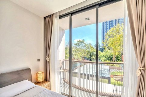 Condo in Bangkok, Thailand, 2 bedrooms  № 119770 - photo 6