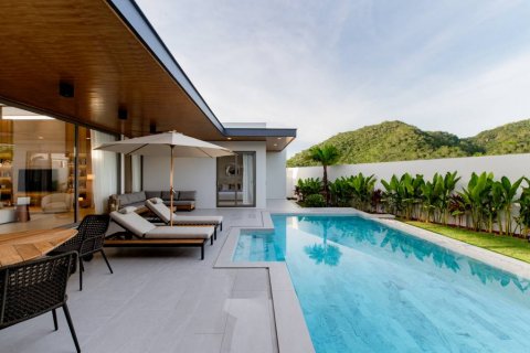 Вилла в Хуа Хине, Таиланд с 4 спальнями  № 119769 - фото 5