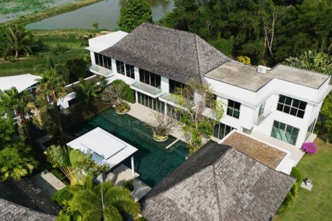 Villa in Bang Tao, Thailand 5 bedrooms № 119772 - photo 1