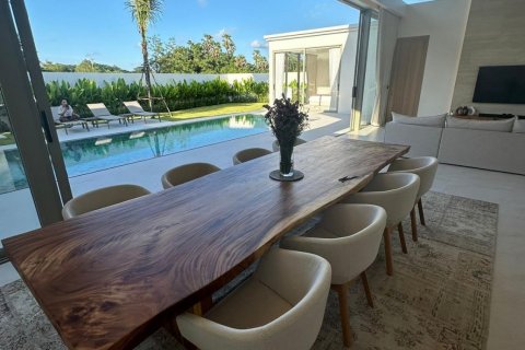 Вилла на Пляже Лаян, Таиланд с 6 комнатами  № 70384 - фото 12