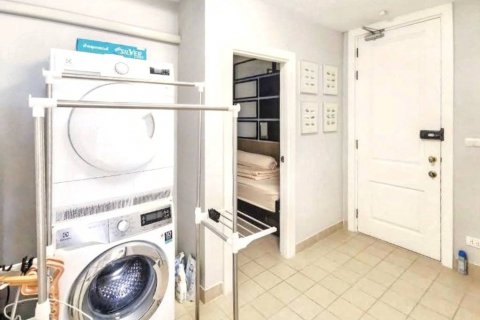 Кондоминиум с 2 спальнями в Бангкоке, Таиланд № 133046 - фото 9