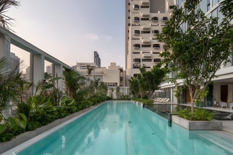Condo in Bangkok, Thailand, 2 bedrooms  № 121205 - photo 12