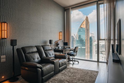 Condo in Bangkok, Thailand, 2 bedrooms  № 121205 - photo 11