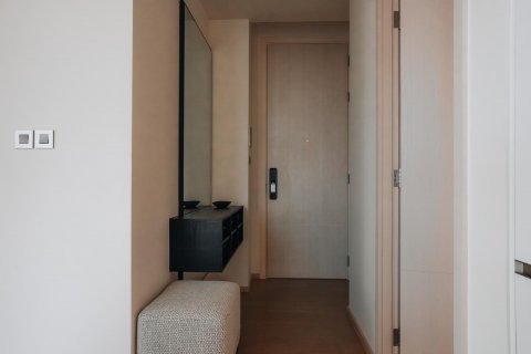 Condo in Bangkok, Thailand, 2 bedrooms  № 121203 - photo 13