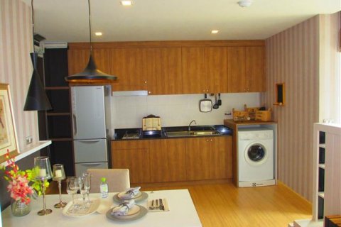 Кондоминиум с 1 спальней в Бангкоке, Таиланд № 143659 - фото 6