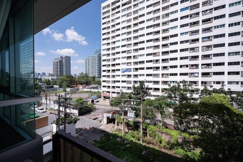 Condo in Bangkok, Thailand, 1 bedroom  № 143657 - photo 8