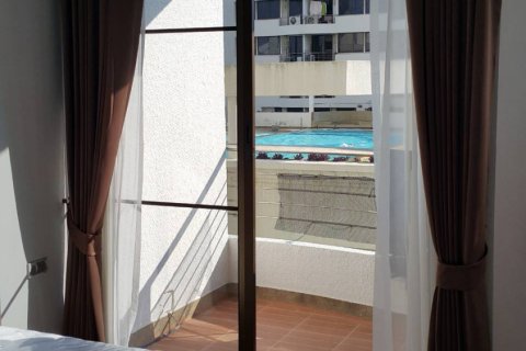 Condo à Bangkok, Thaïlande, 2 chambres  № 143655 - photo 9