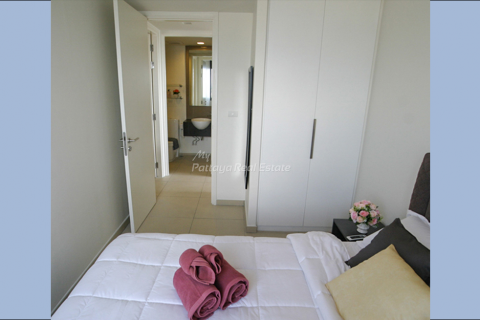 Condo in Bang Lamung, Thailand, 2 bedrooms № 123450 - photo 9