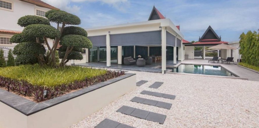 Villa à Pattaya, Thaïlande 4 chambres № 132640