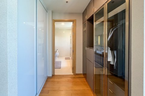 Кондоминиум с 3 спальнями в Ваттхане, Бангкок, Таиланд № 142653 - фото 15