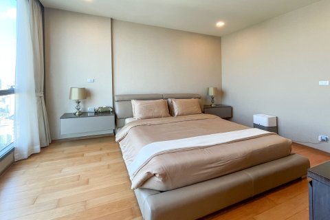 Кондоминиум с 3 спальнями в Ваттхане, Бангкок, Таиланд № 142653 - фото 11