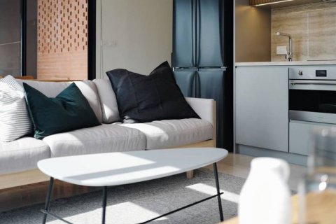 Дуплекс в Банг Раке, Бангкок, Таиланд с 2 спальнями  № 142678 - фото 3