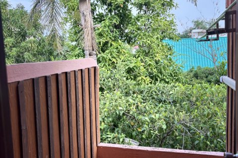 Townhouse in Hua Hin, Thailand 3 bedrooms № 142511 - photo 17