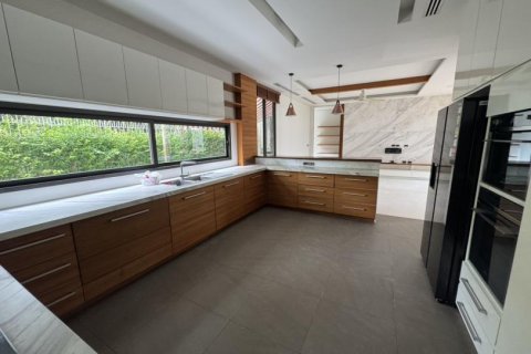House in Bangkok, Thailand 4 bedrooms № 110940 - photo 10