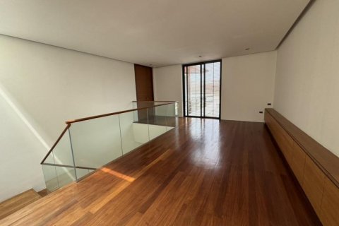 House in Bangkok, Thailand 4 bedrooms № 110940 - photo 28