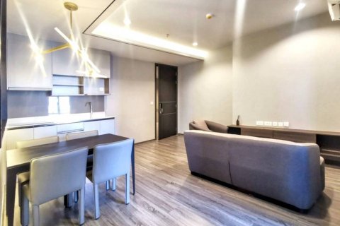 Condo in Bangkok, Thailand, 2 bedrooms  № 133063 - photo 4