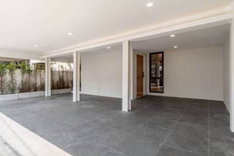 Townhouse in Bangkok, Thailand 3 bedrooms № 132929 - photo 4