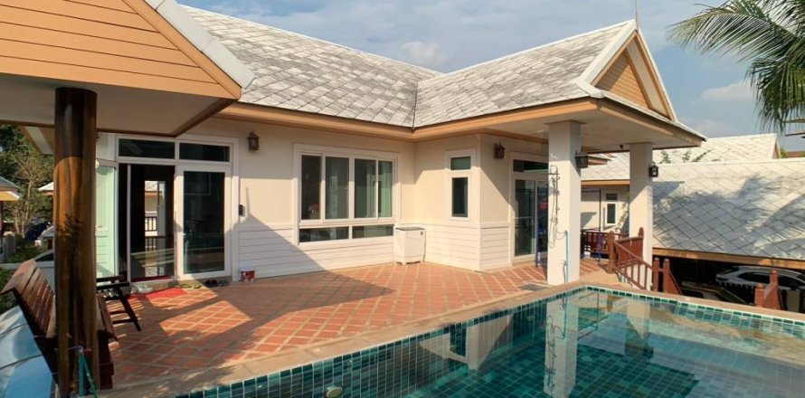 Вилла в Паттайе, Таиланд с 6 спальнями  № 133064