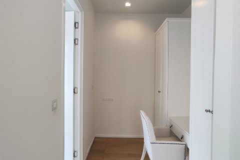 Condo in Ratchathewi, Bangkok, Thailand, 3 bedrooms  № 123615 - photo 10