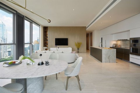 Кондоминиум с 3 спальнями в Патхум Ване, Бангкок, Таиланд № 123620 - фото 2