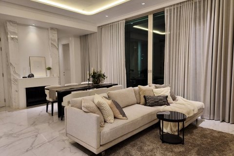 Кондоминиум с 3 спальнями в Бангкоке, Таиланд № 143102 - фото 1