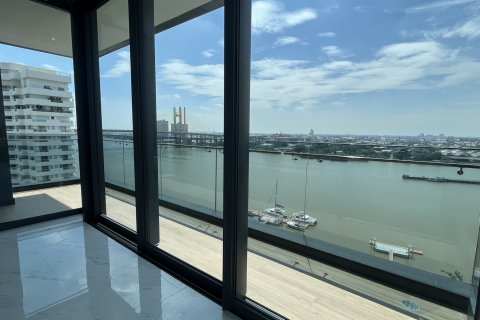 Кондоминиум с 4 спальнями в Бангкоке, Таиланд № 143104 - фото 3