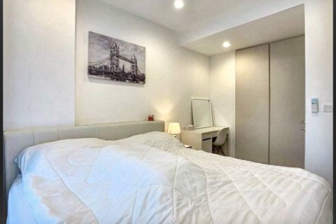 Condo in Bang Kapi, Bangkok, Thailand, 1 bedroom  № 132888 - photo 3