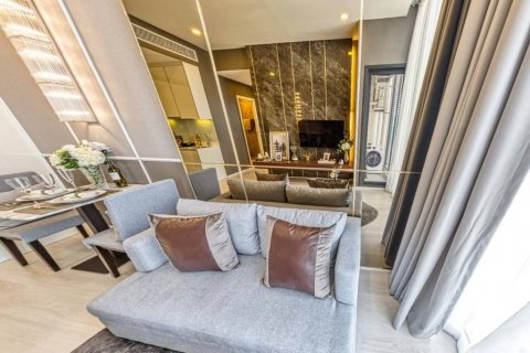 Condo in Bangkok, Thailand, 2 bedrooms  № 86565 - photo 3