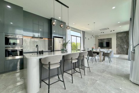 Вилла в Паттайе, Таиланд с 4 спальнями № 126596 - фото 6