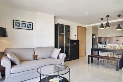 Кондоминиум с 2 спальнями в Бангкоке, Таиланд № 101611 - фото 2