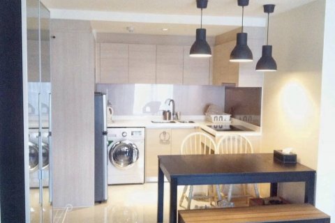 Кондоминиум с 2 спальнями в Бангкоке, Таиланд № 101611 - фото 3