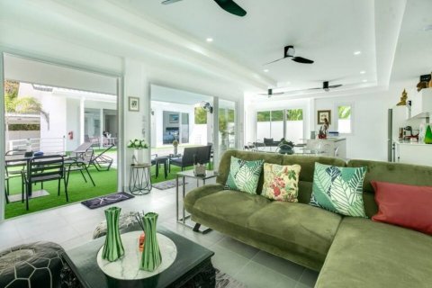 Вилла в Раваи, Таиланд с 5 спальнями № 86521 - фото 5