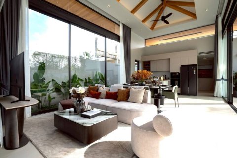 Villa in Hua Hin, Thailand 3 bedrooms № 120613 - photo 3