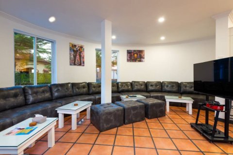 Вилла в Паттайе, Таиланд с 4 спальнями  № 120619 - фото 3