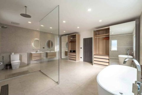 Villa in Rawai, Thailand 4 bedrooms № 133025 - photo 6