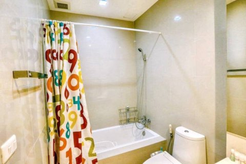 Кондоминиум с 1 спальней в Бангкоке, Таиланд № 133023 - фото 10