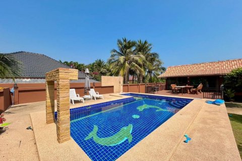 House in Hua Hin, Thailand 3 bedrooms № 86534 - photo 2