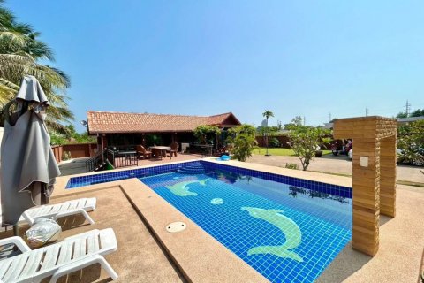 House in Hua Hin, Thailand 3 bedrooms № 86534 - photo 1