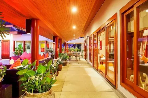 Дом в Пхукете, Таиланд с 10 спальнями  № 131066 - фото 11