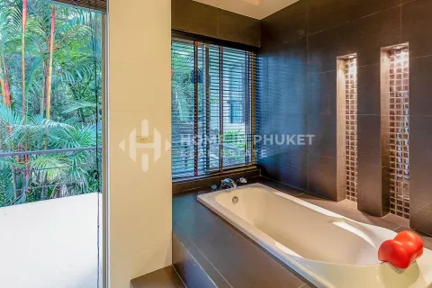 House in Phuket, Thailand 6 bedrooms № 131063 - photo 12