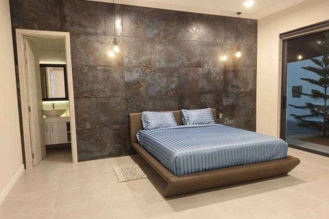 Вилла в Раваи, Таиланд с 3 спальнями  № 99687 - фото 9