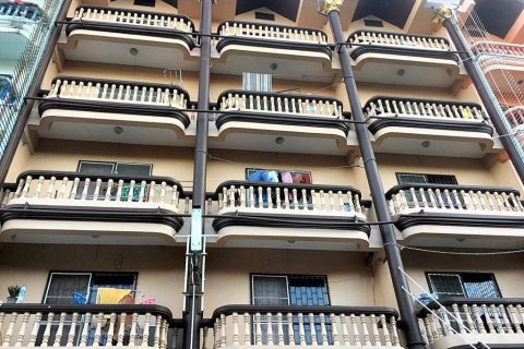 Commercial property in Bang Lamung, Thailand 5500 sq.m. № 85998 - photo 2