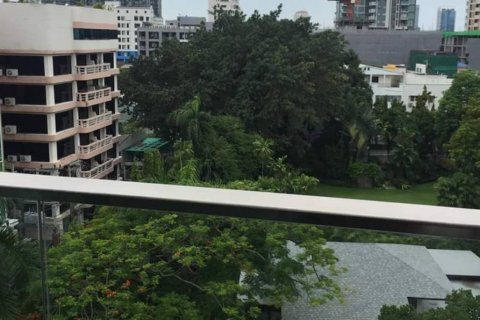 Condo in Bangkok, Thailand, 1 bedroom  № 143963 - photo 6