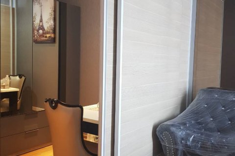 Condo in Bangkok, Thailand, 1 bedroom  № 143967 - photo 5