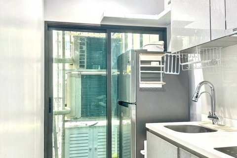 Condo in Bangkok, Thailand, 2 bedrooms  № 132938 - photo 9